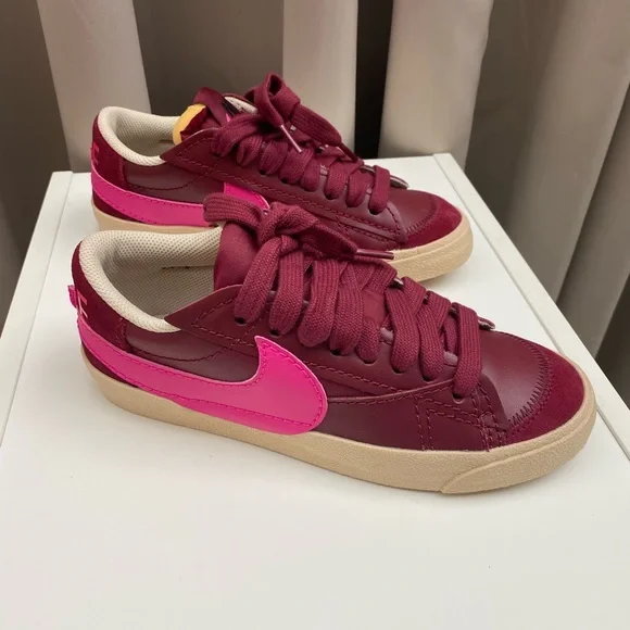 Women’s Nike Blazer Low 77 Jumbo - Picture 5 of 9